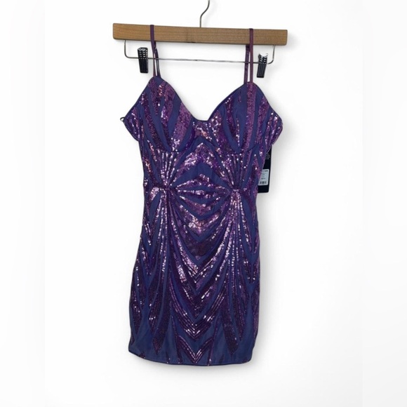 NWT Fashion nova Jazmine Mini Dress - Purple size M - Picture 4 of 7